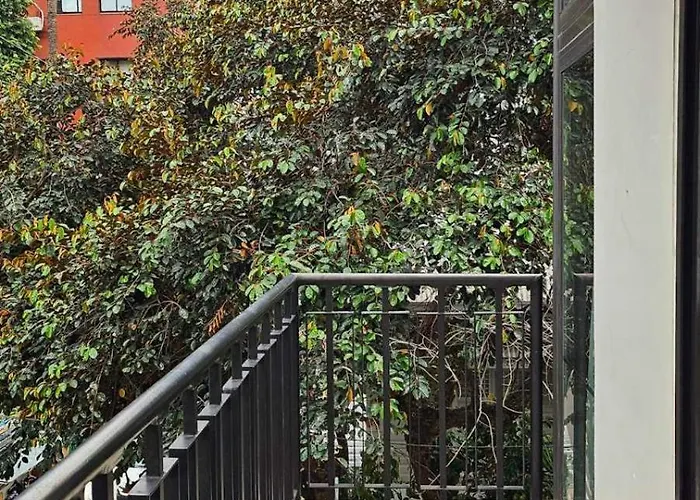 Poblacion With Balcony Apartment